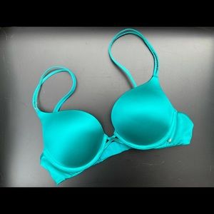 Victoria’s Secret Bra - Very Sexy Push Up - 34B